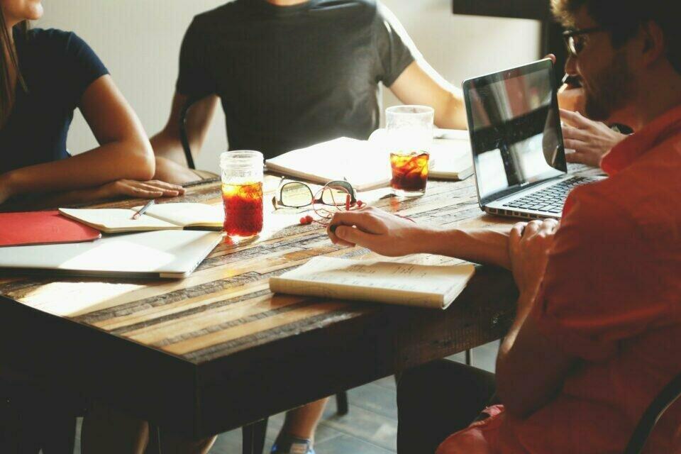 Et si le temps était enfin de réinventer le travail?